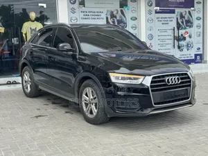 Audi Q3 2015 Black