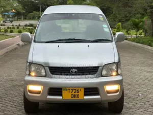 Toyota Noah 2001 Silver