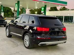 Audi Q7 2.0T Premium AWD quattro 2017 Black