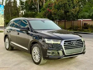 Audi Q7 2018 Black