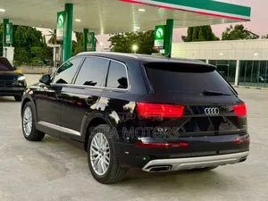 Audi Q7 2018 Black