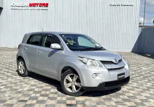 Toyota IST 2007 Silver