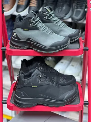 Sneaker in K/K Congo