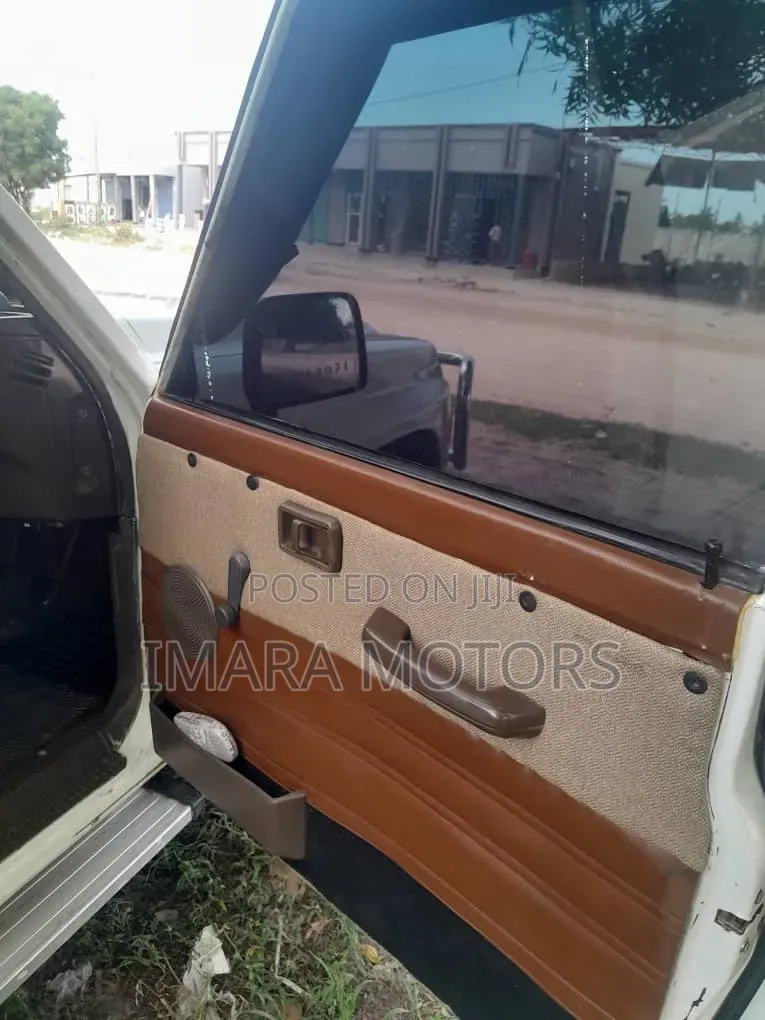 Nissan Patrol 1999 White