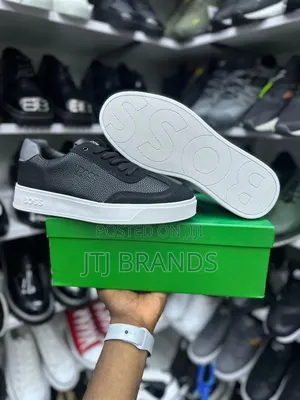 New Best Sneaker of New Loook