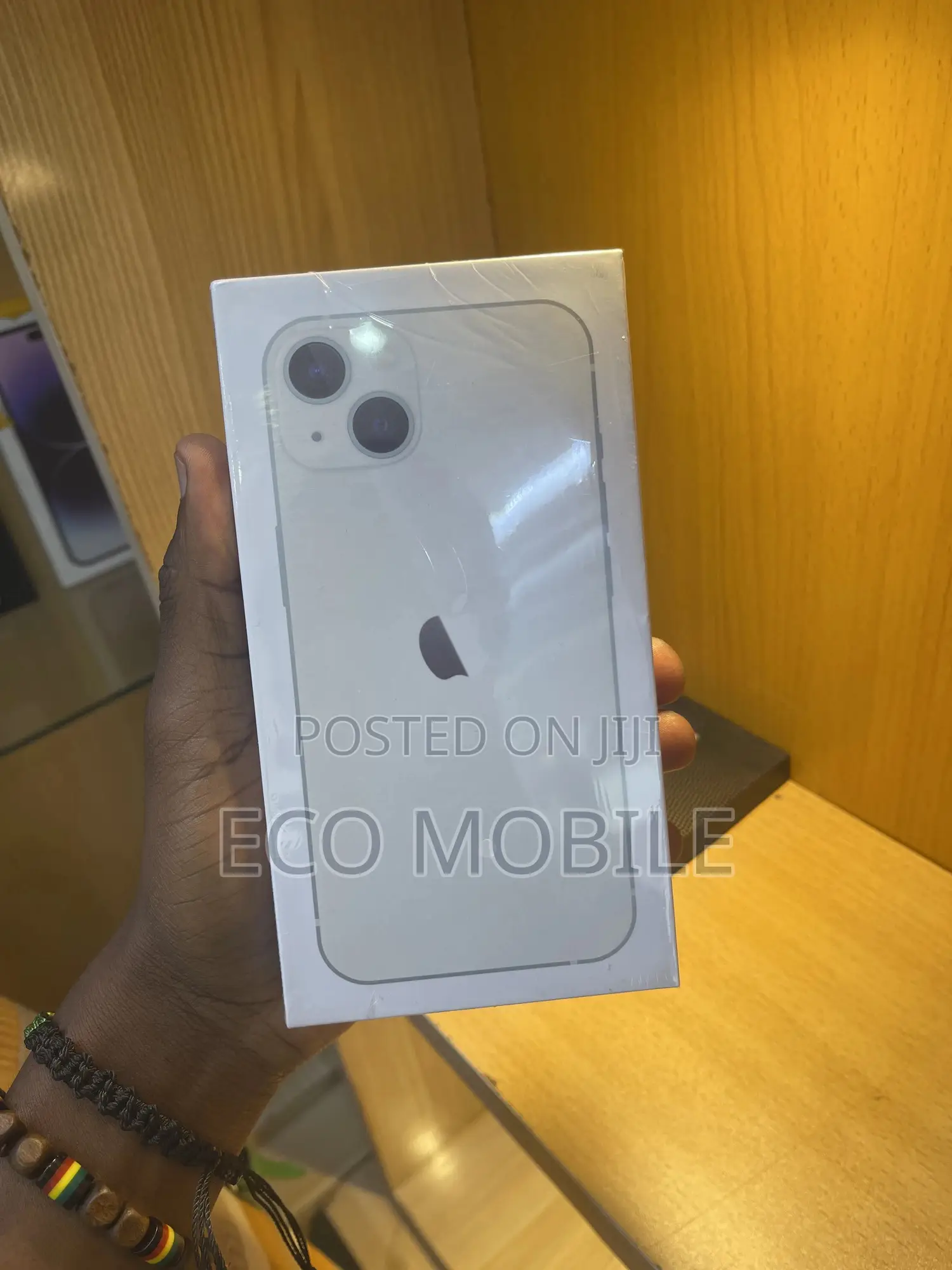 New Apple iPhone 13 128 GB White