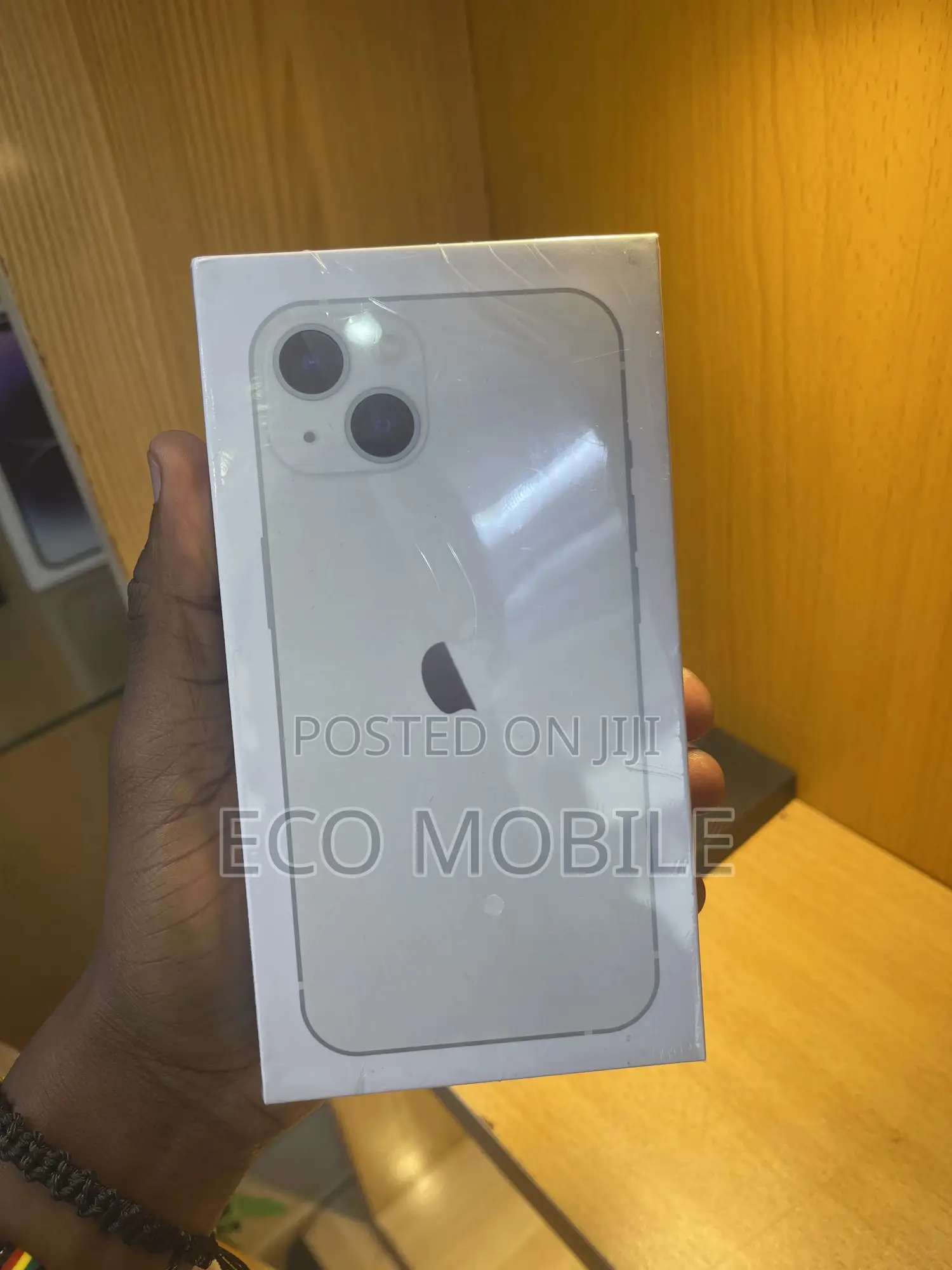 New Apple iPhone 13 128 GB White