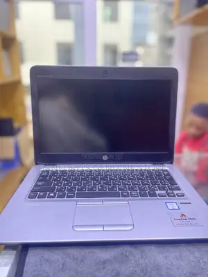 Laptop HP EliteBook 820 G3 8GB Intel Core i3 SSD 128GB