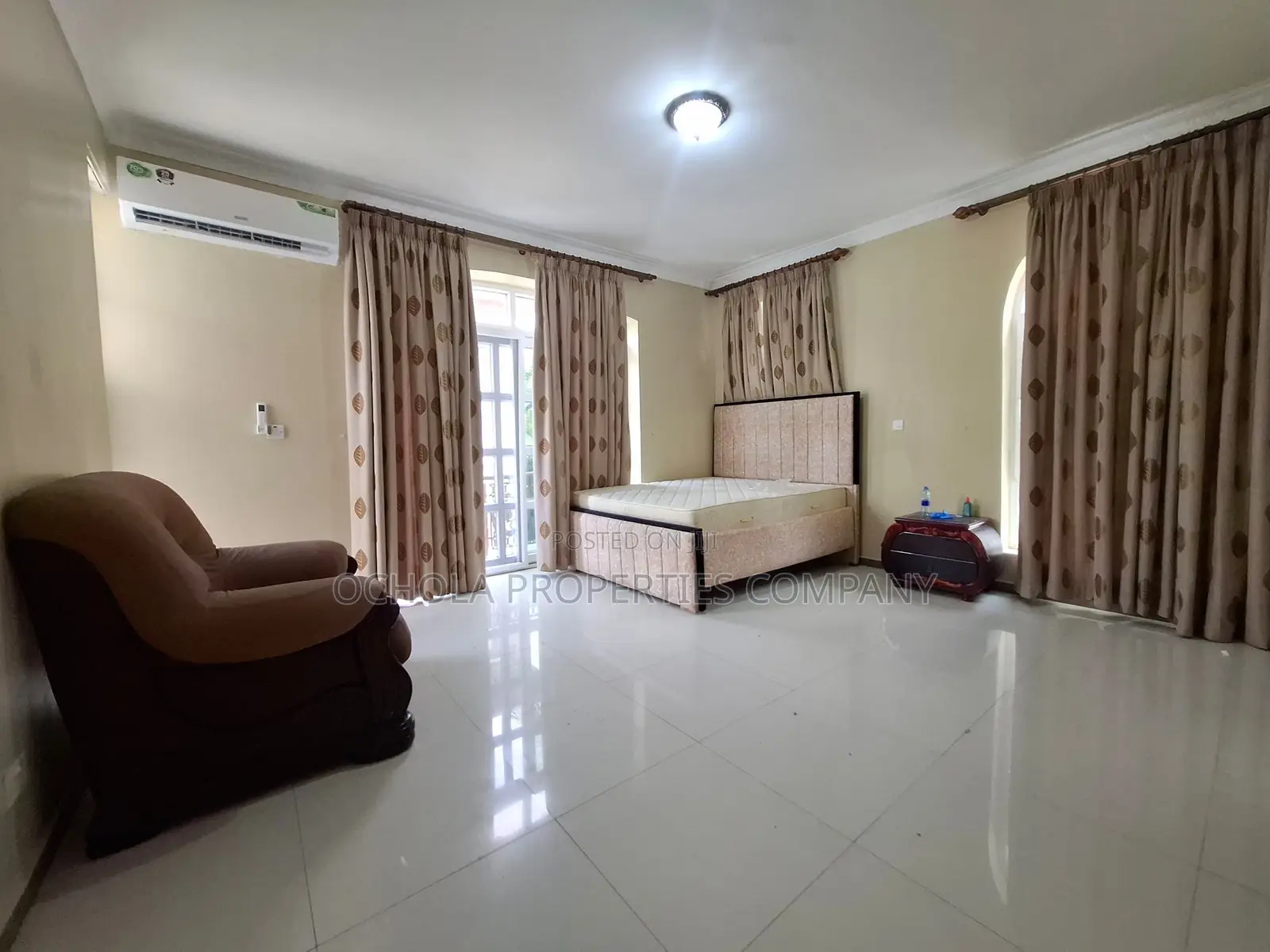 5bdrm Villa in Msasani for rent
