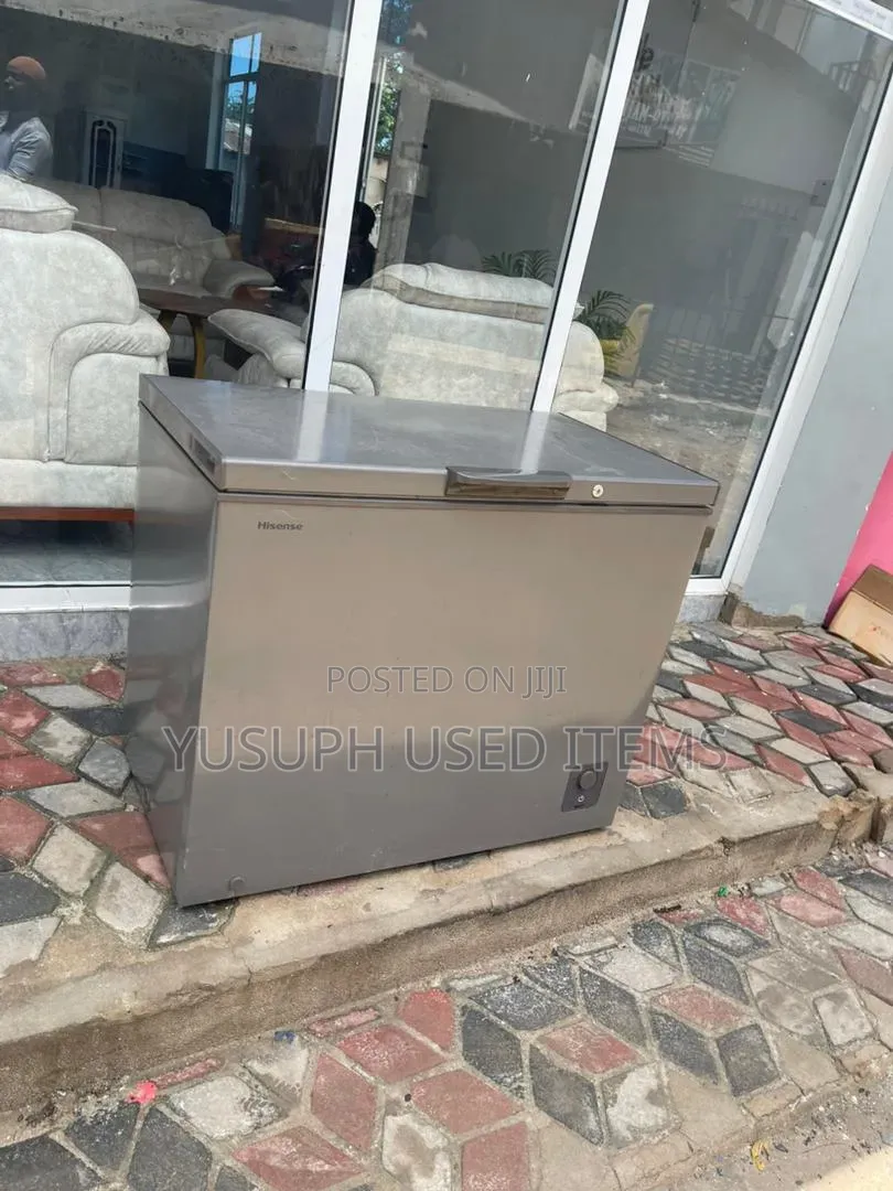 Hisense Frizer // 250l // No Kipengele//