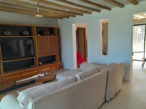 Furnished 6bdrm Villa in Kaskazini B for sale