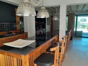 Furnished 6bdrm Villa in Kaskazini B for sale
