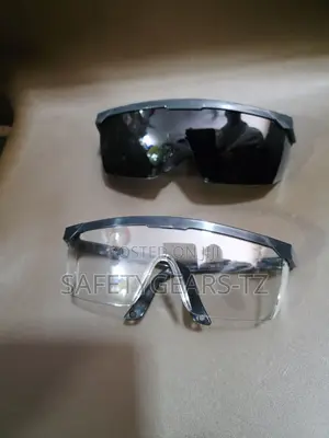 Safety Goggles Black An Clear