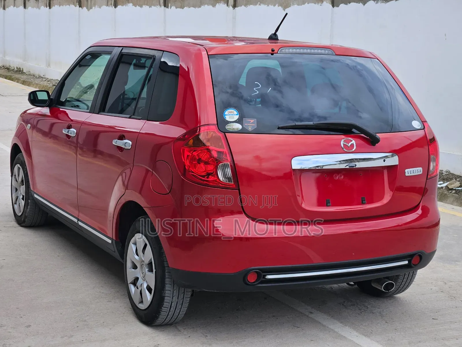 Mazda Verisa 2012 Red
