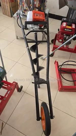 Mashine Za Kuchimbia Mashimo ( Earth Auger )