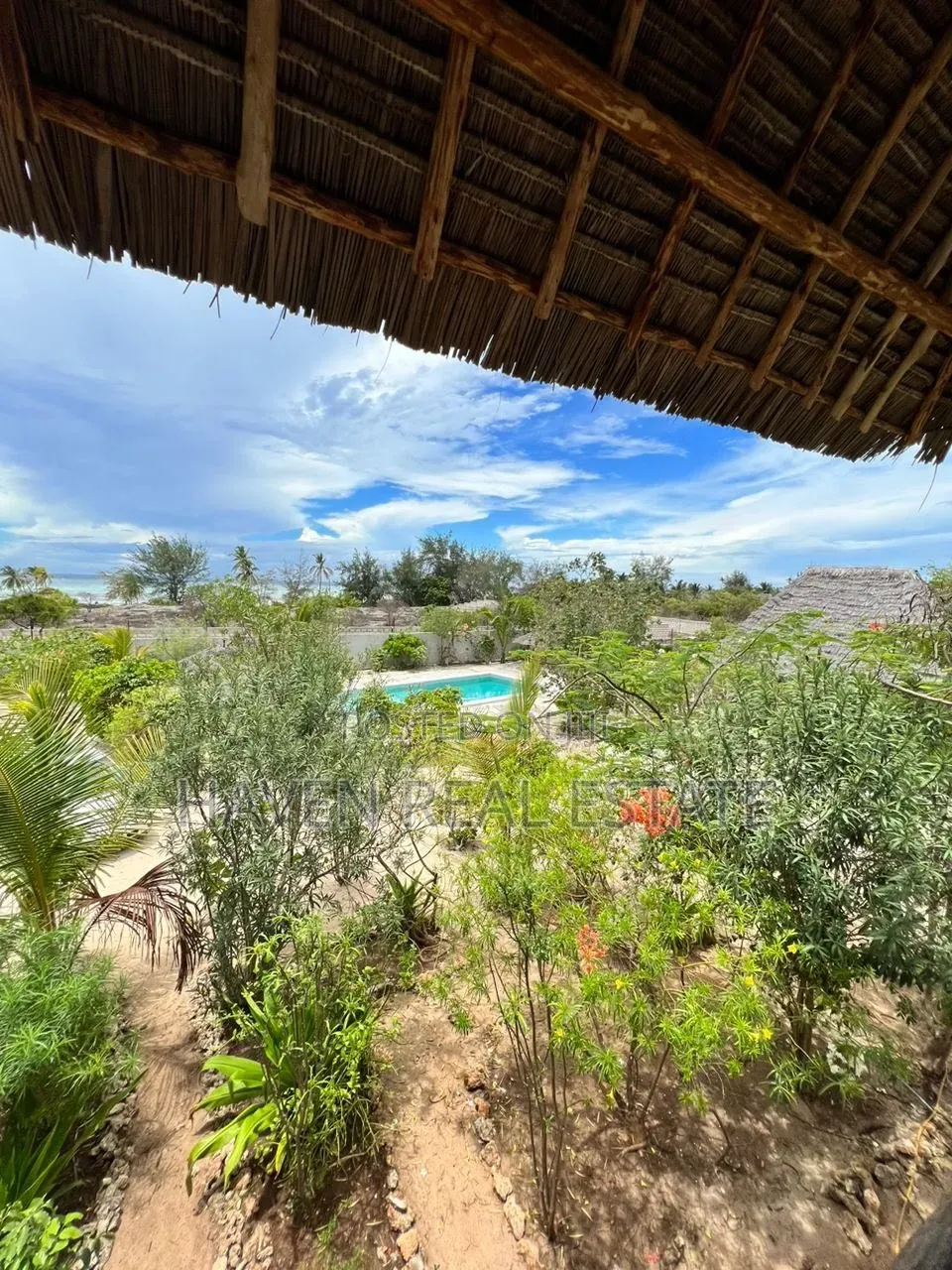 Furnished 6bdrm House in Kati for sale