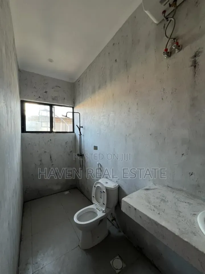 3bdrm House in Kati for sale