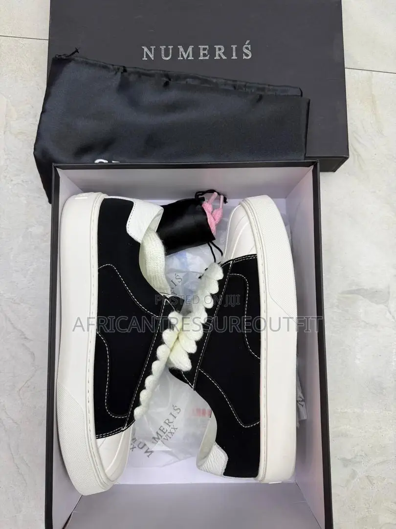 Numeris Vintage Collection Available Size 40–45