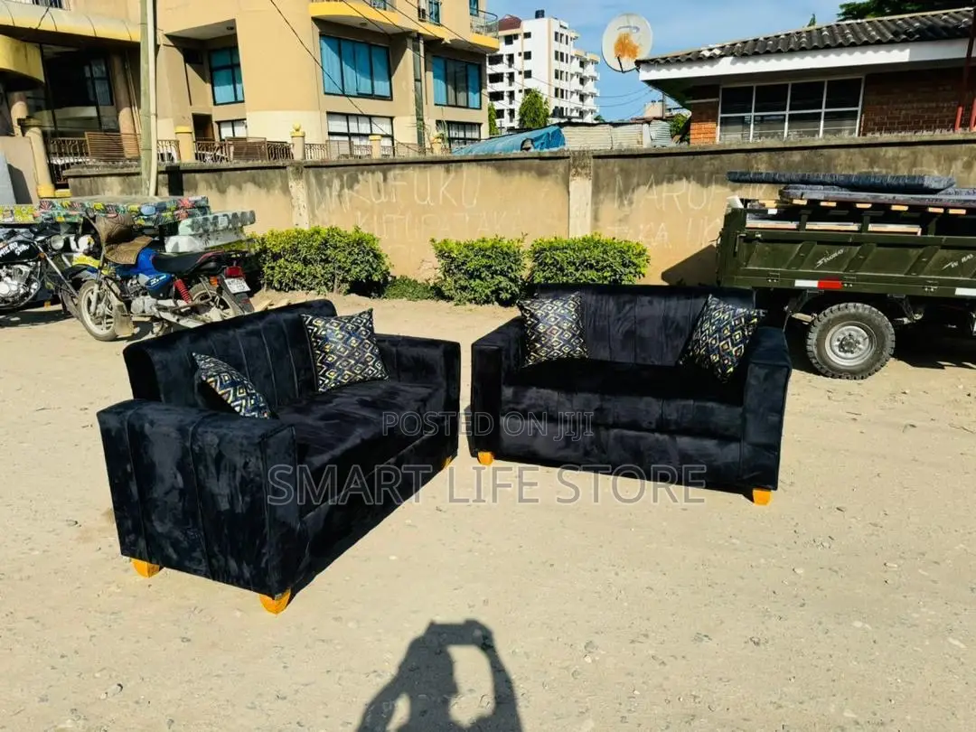 Sofa Set Black Color ( Nyeusi )