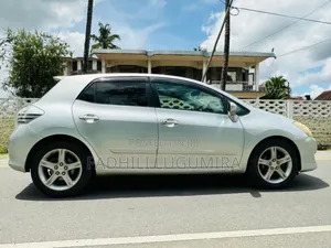 Toyota Blade 2004 Silver