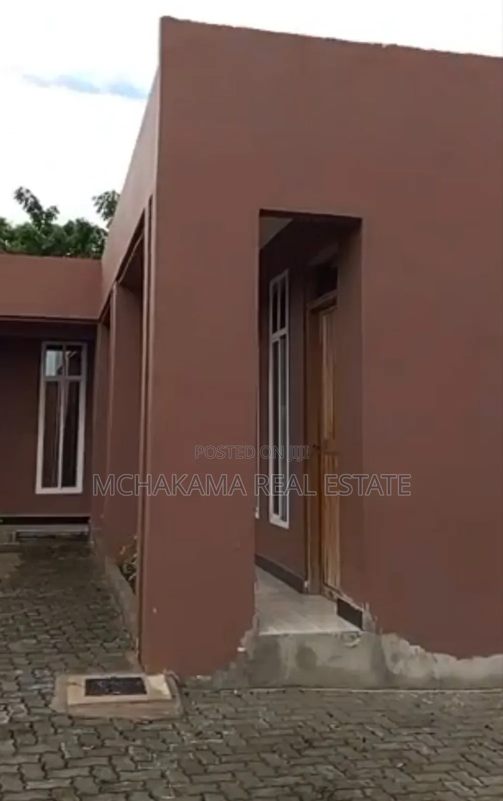 Furnished 11bdrm Apartment in Mchakama Real Estate, Bunju for sale