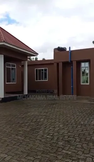 Furnished 11bdrm Apartment in Mchakama Real Estate, Bunju for sale