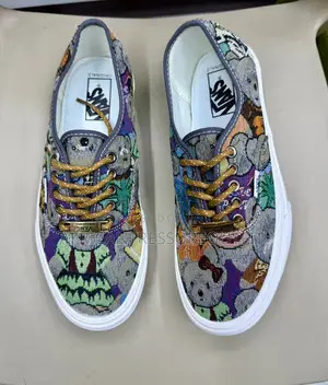 Vans Custom Sneakers Collection Branded Laces Available