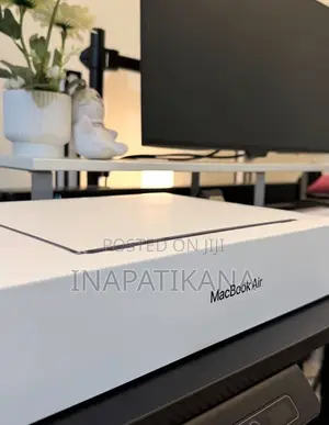 New Laptop Apple MacBook Air 2026 M5 16GB Apple M5 SSD 512GB