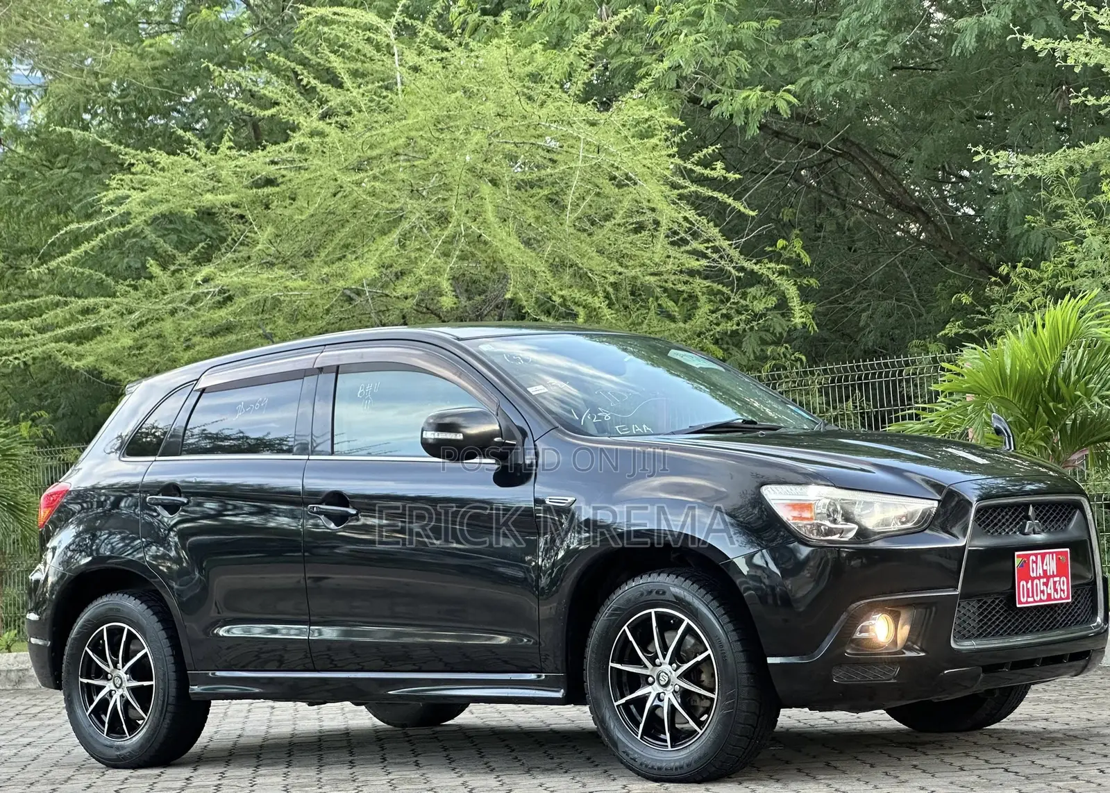 Mitsubishi RVR 2013 Black