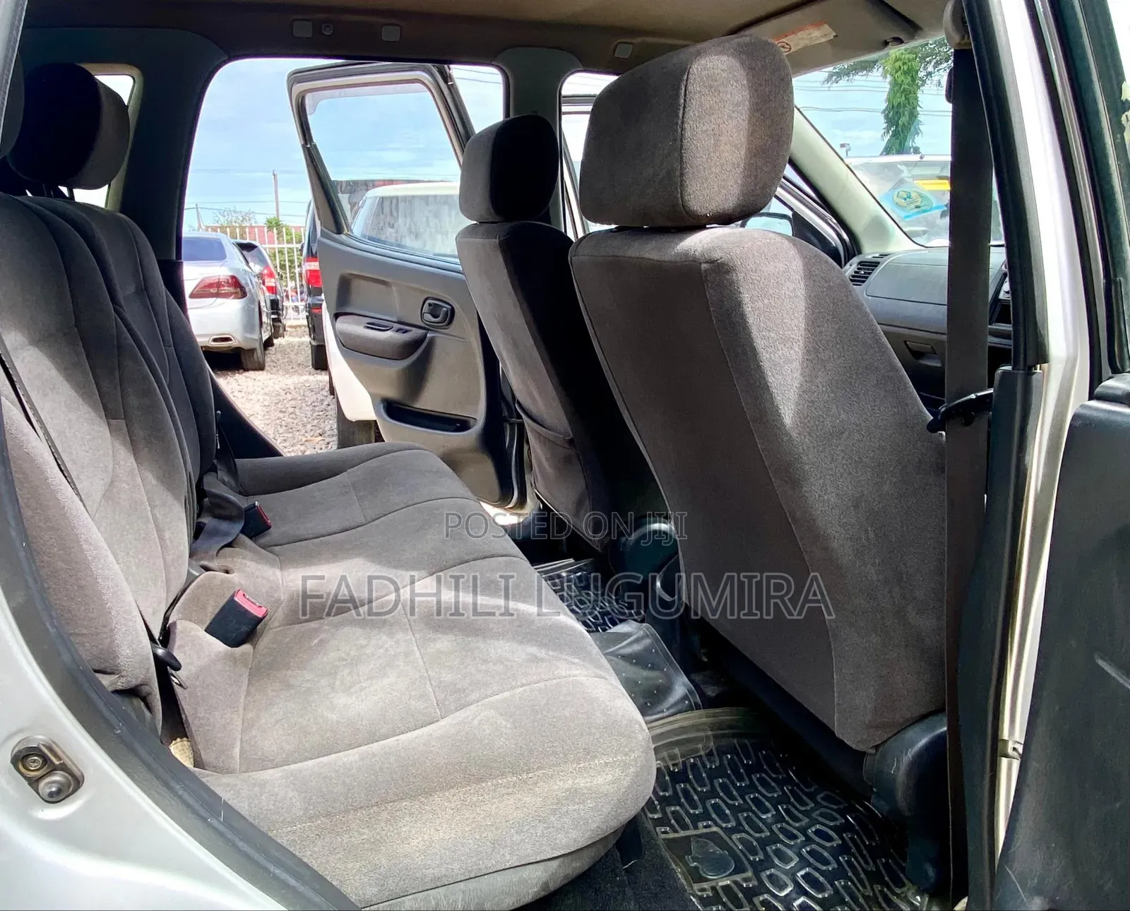 Suzuki Swift 2002 Silver