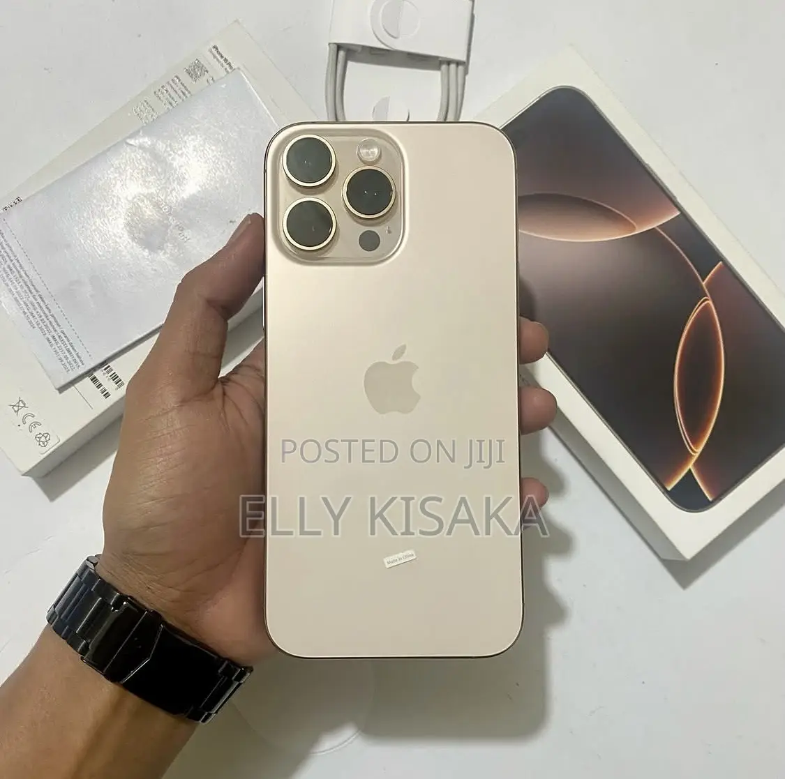 New Apple iPhone 16 Pro Max 256 GB Gold