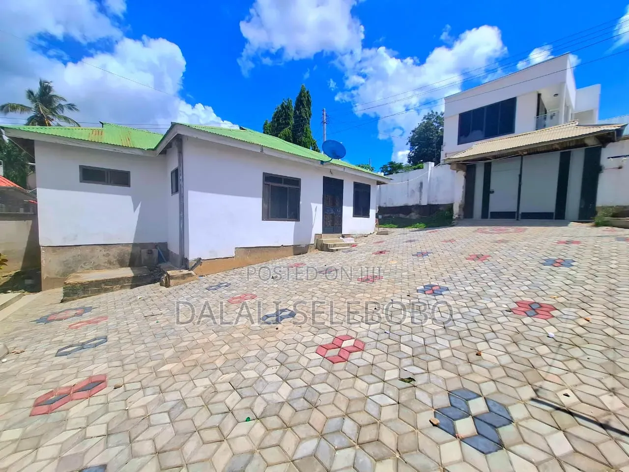 3bdrm Bungalow in Kimara Temboni for rent