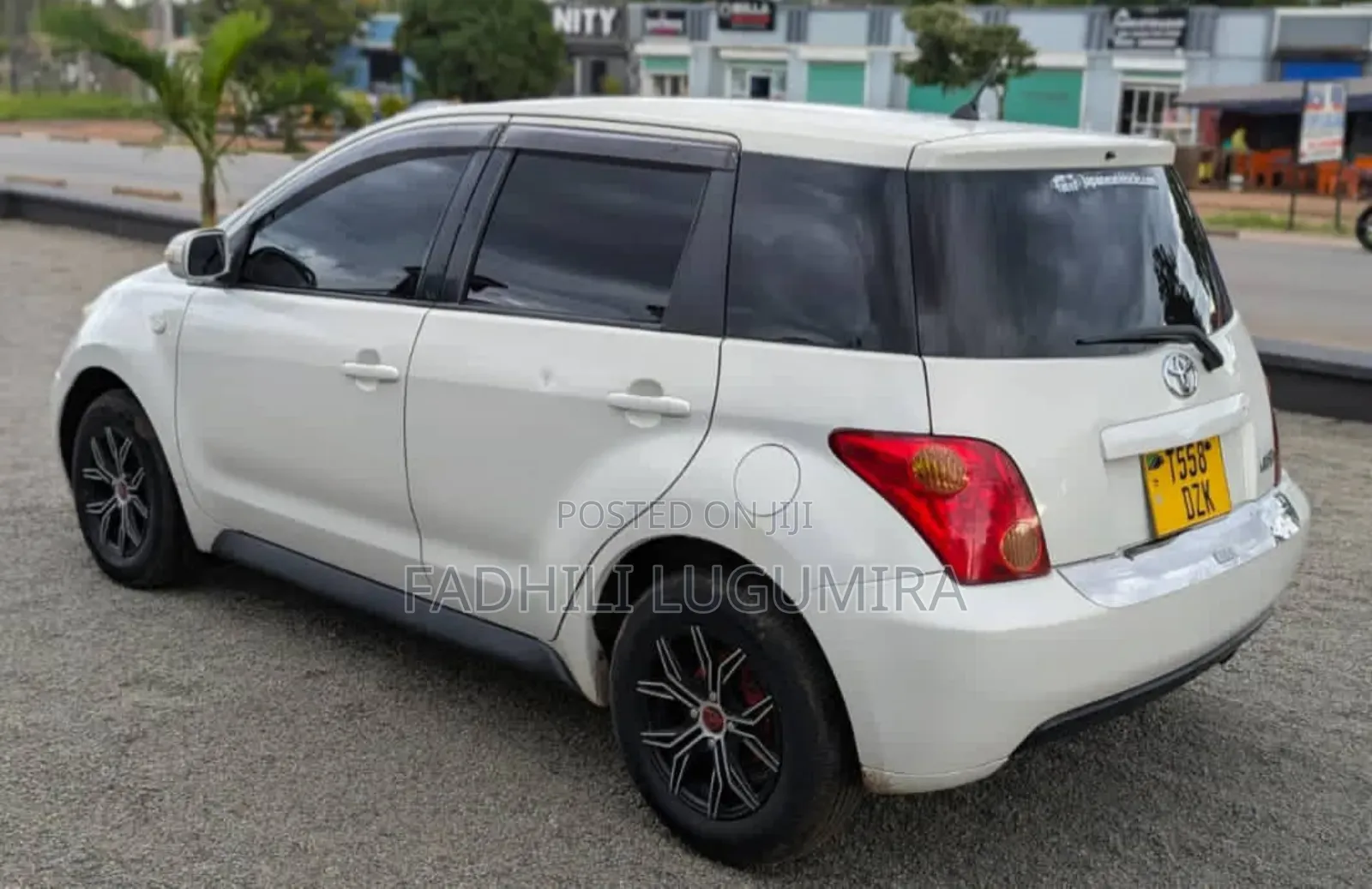 Toyota IST 2004 White