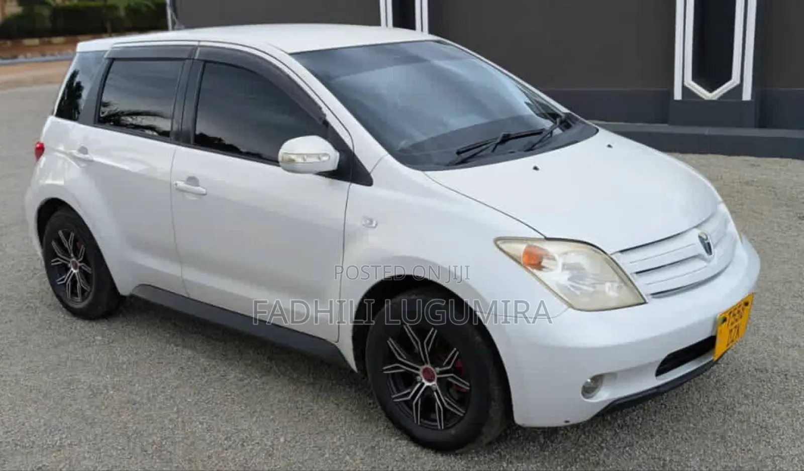 Toyota IST 2004 White