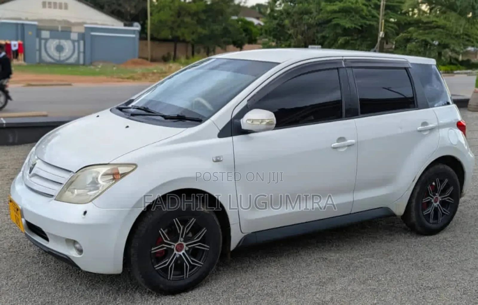 Toyota IST 2004 White