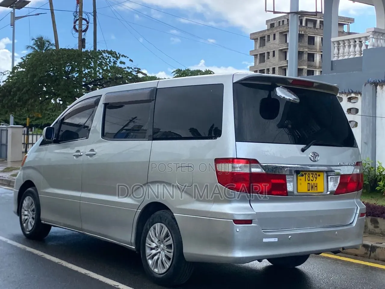 Toyota Alphard 2004 Silver