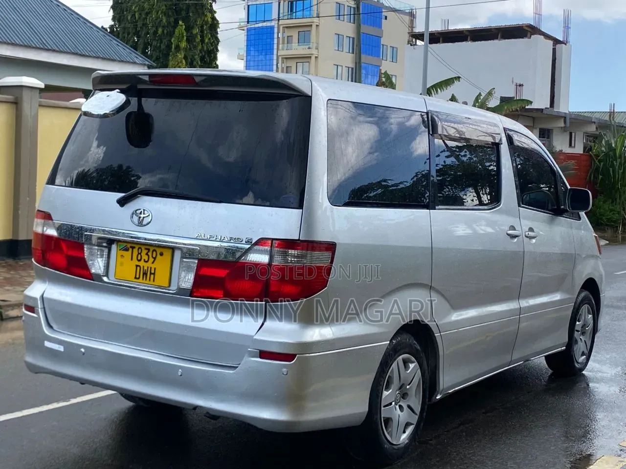 Toyota Alphard 2004 Silver