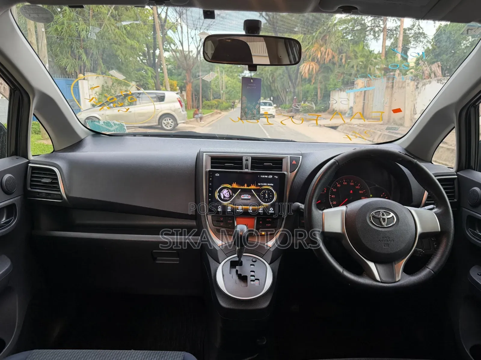 Toyota Ractis 2011 Black