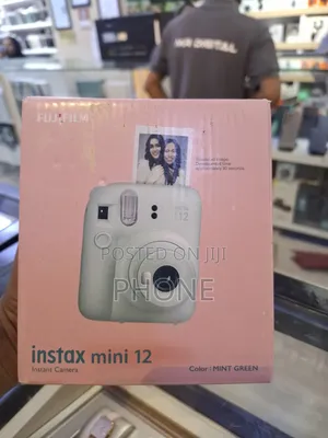Fujifilm Instax Mini 12