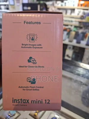 Fujifilm Instax Mini 12