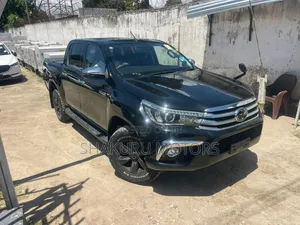 Toyota Hilux 2019 Black