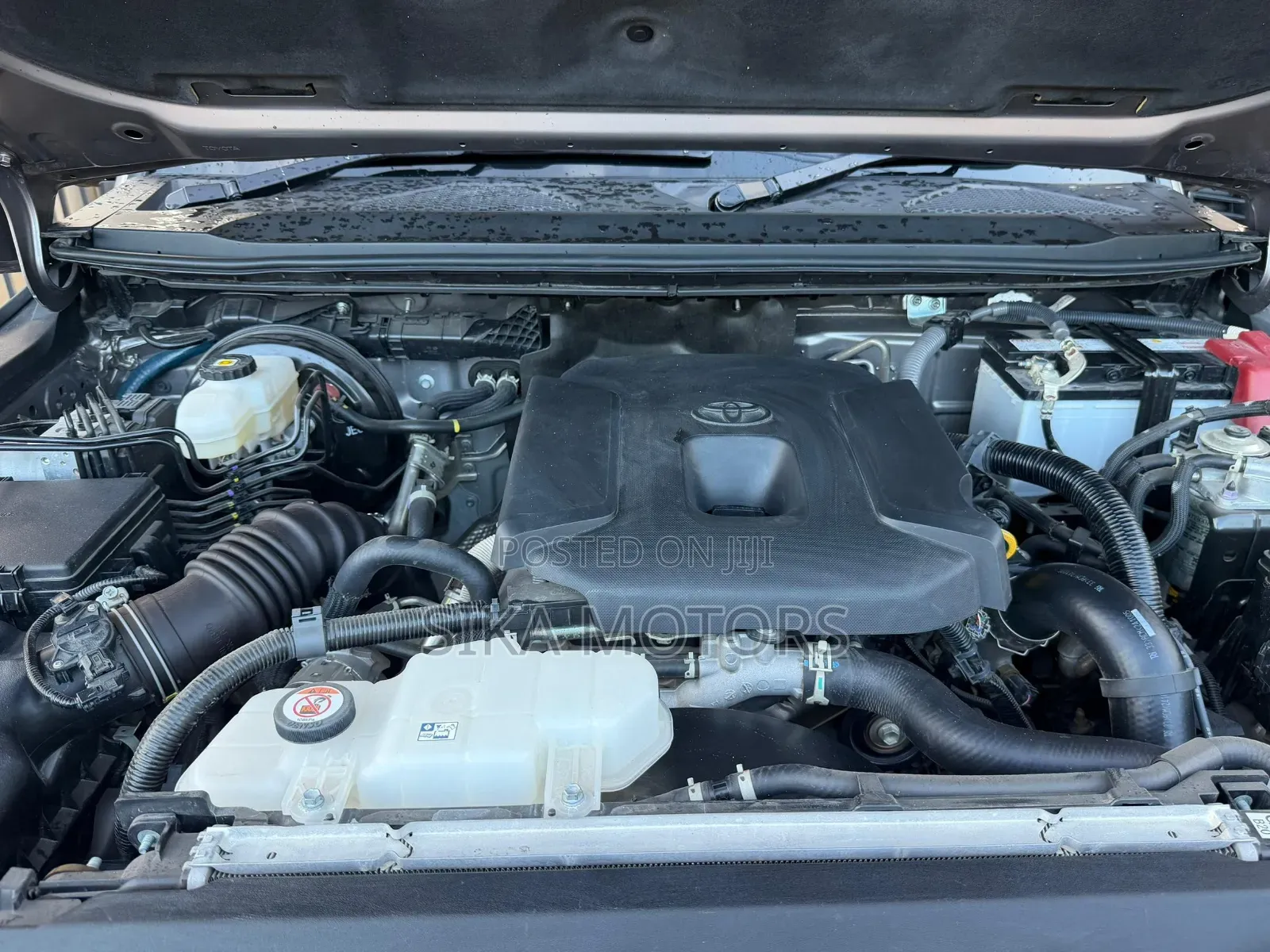 Toyota Land Cruiser Prado 2.8 2024 Gray