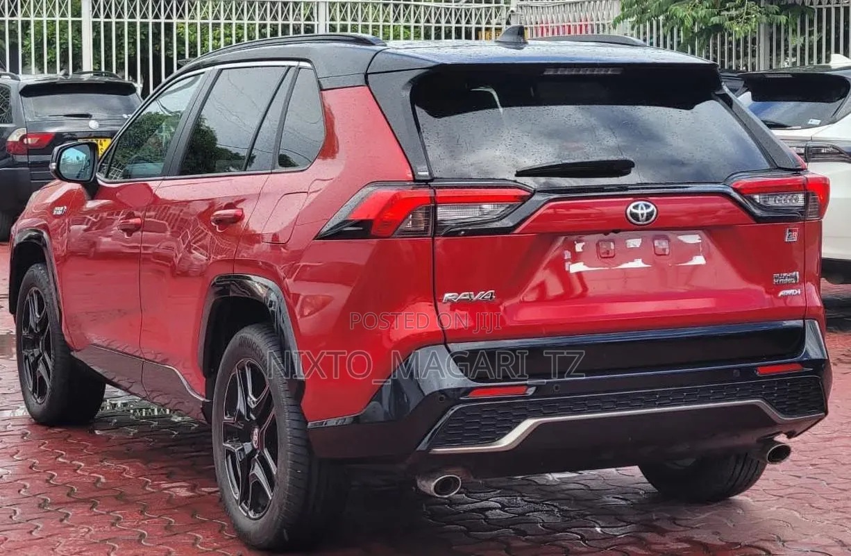 New Toyota RAV4 Hybrid 2025 Red