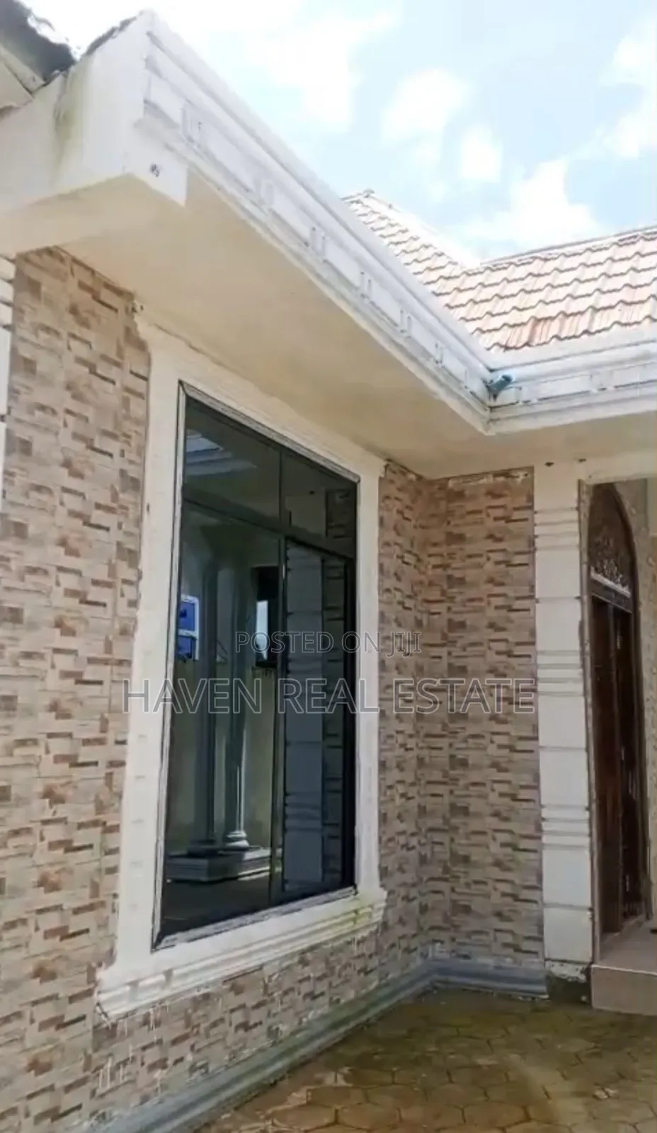 3bdrm House in Mjini for rent