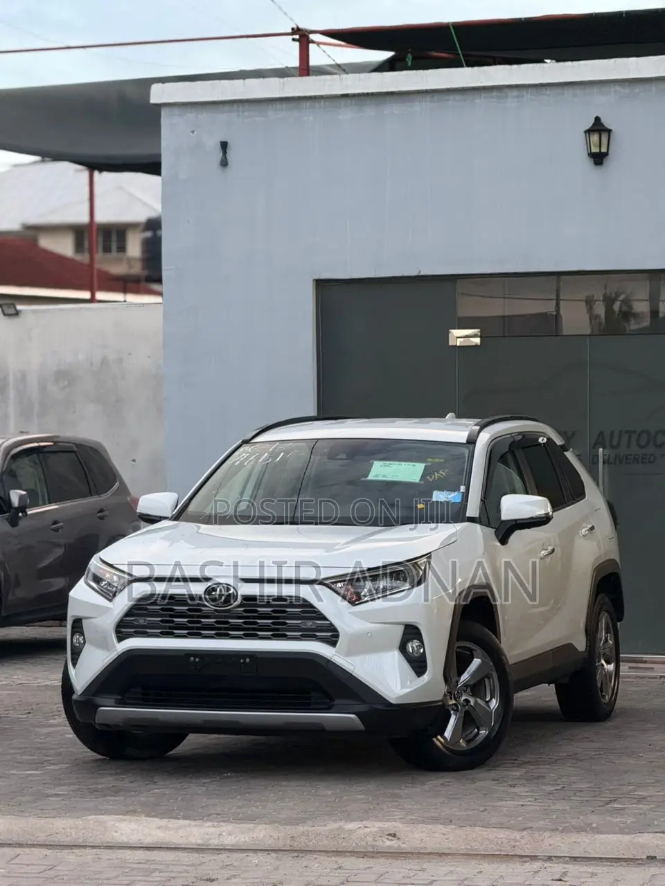 Toyota RAV4 2019 Pearl