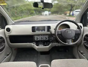 Toyota Passo 1.0 FWD 2010 Silver