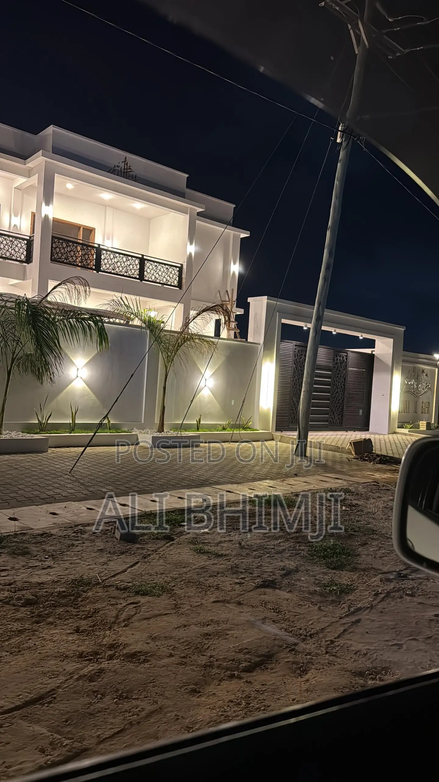 5bdrm Mansion in Kigamboni for sale