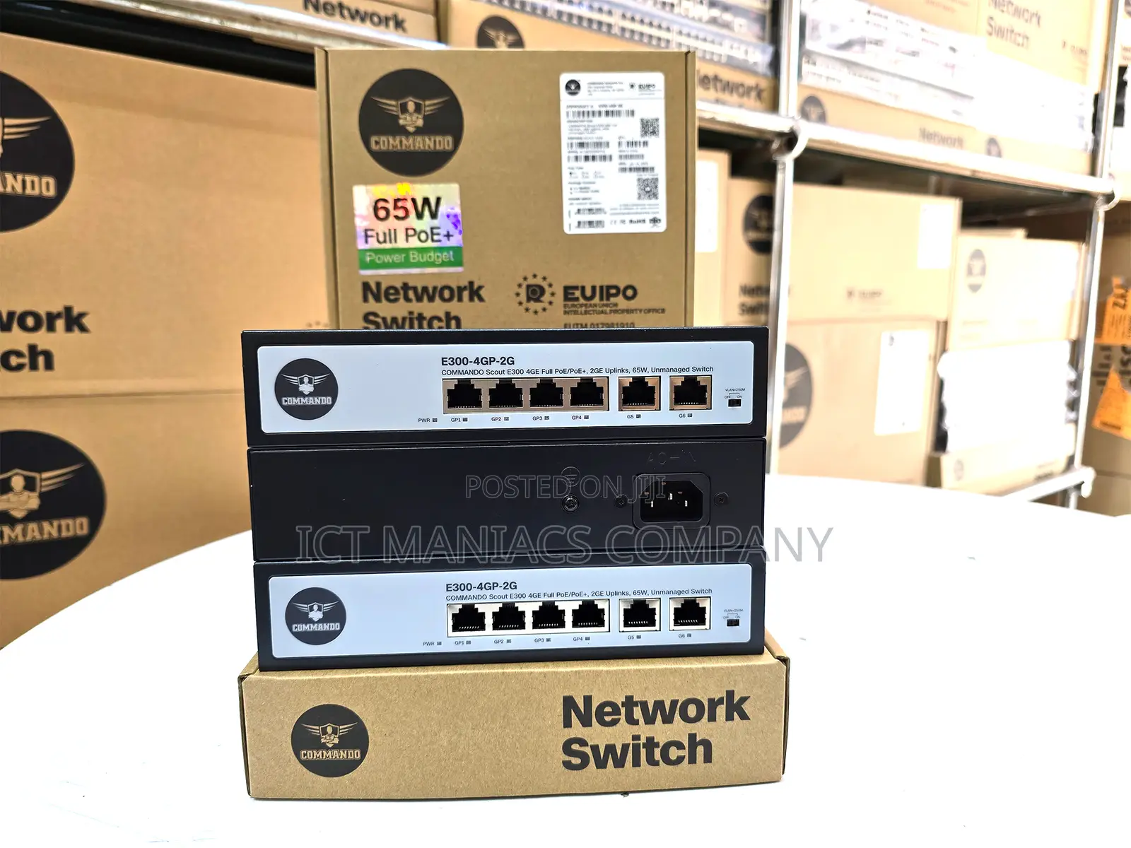 Commando 4 Gigaports Poe Switch