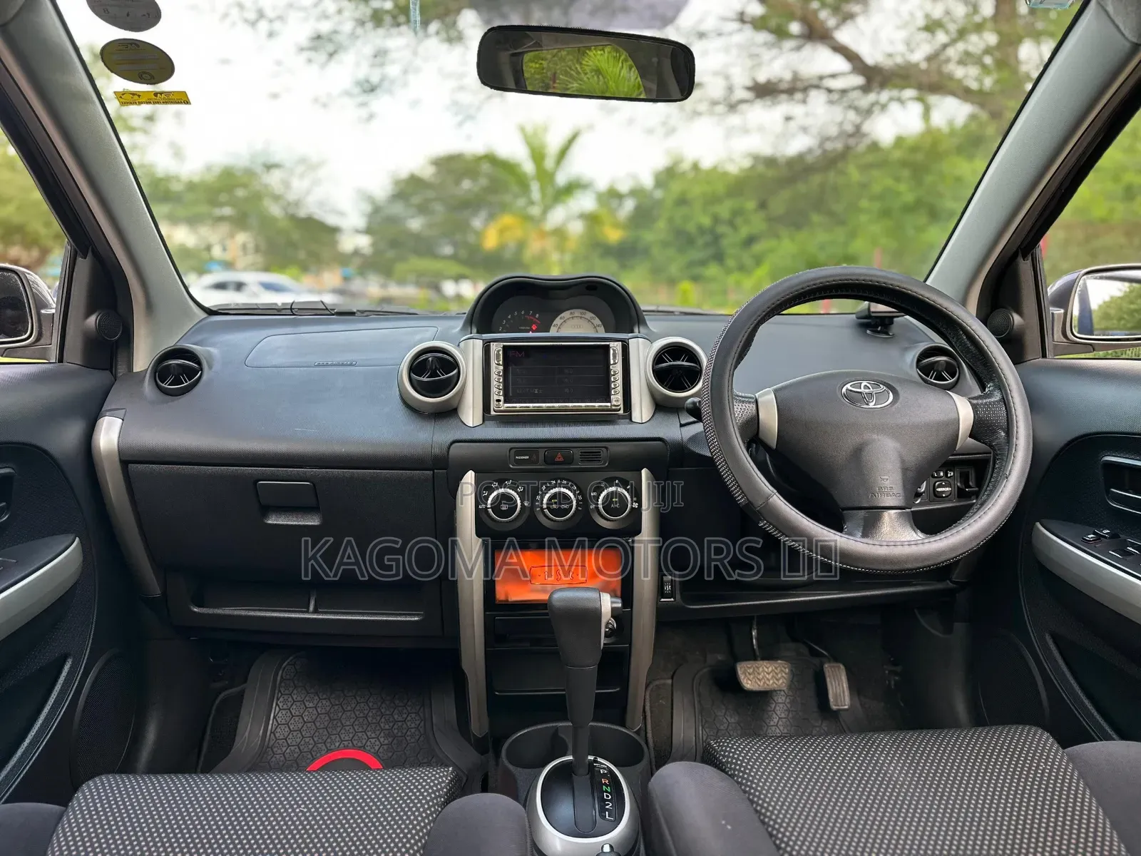 Toyota IST 2004 Gray