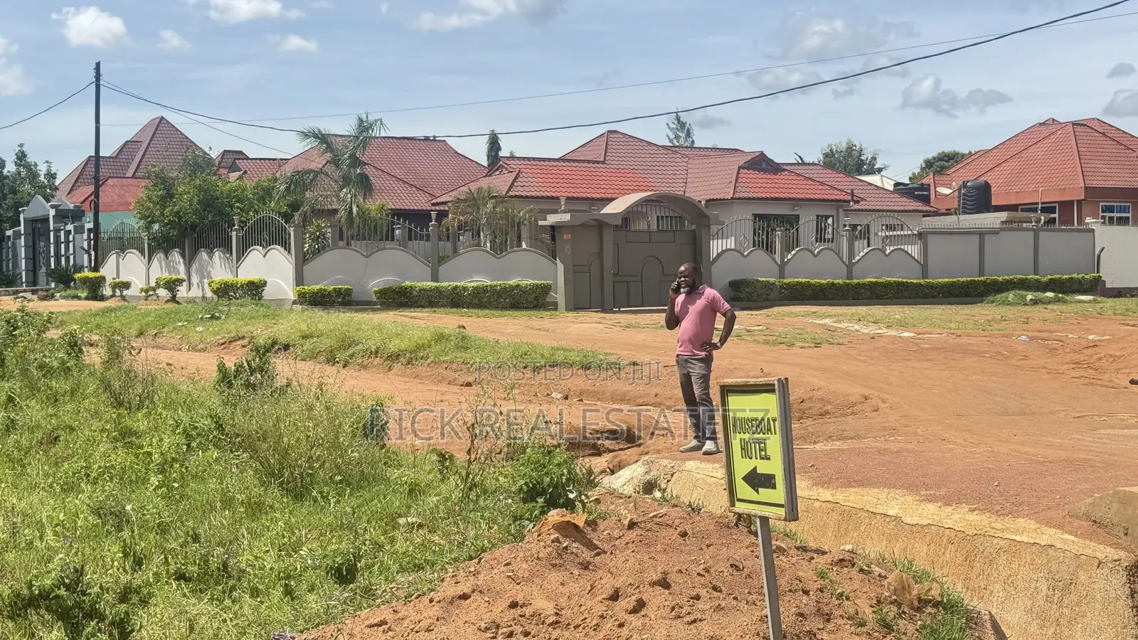 Kiwanja Cha Kwanza Kutoka Lami Kinauzwa